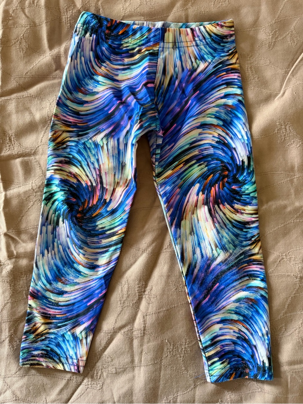 Girls' Swirl-Print Capri Leggings - Blue Multi